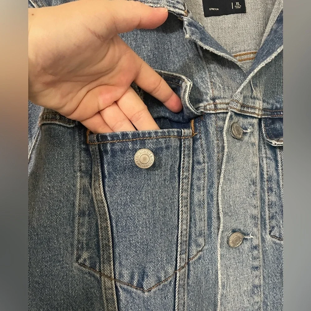 Abercrombie & Fitch Men’s XL Medium Wash Jean Trucker Jacket Button Front Blue